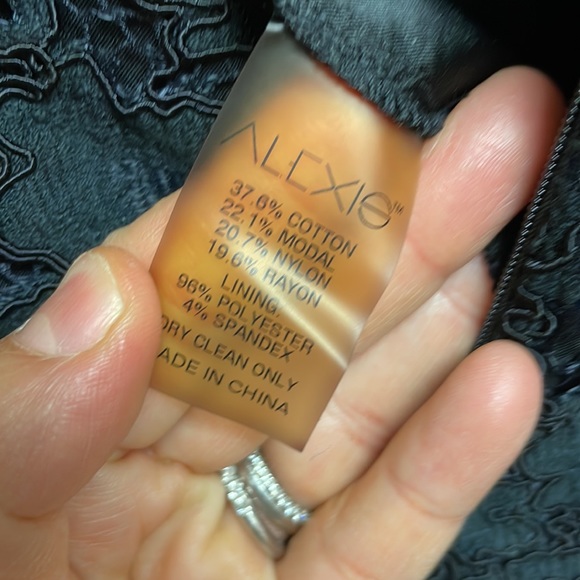 Alexis Women's Philippe Lace Cold-Shoulder Ruffle Jumpsuit - Picture 10 of 10